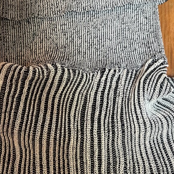 Zara cropped meshy turtleneck - Picture 3 of 3